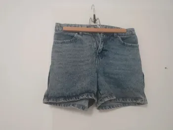 Short en jeans bleu