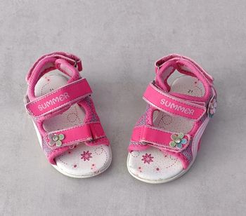 Chaussures ouvertes avec scratchs fille - 21