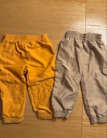 Lot 2 pantalons légers 18 mois