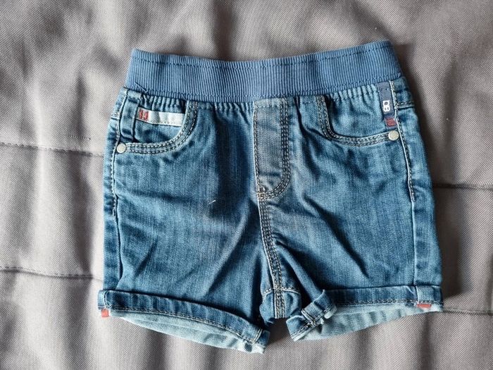 Short okaidi 18 mois