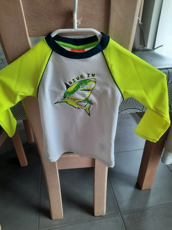T shirt pour la piscine - photo numéro 2