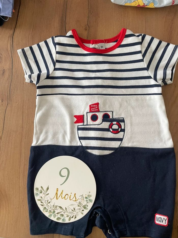 Combishort marinière 9 mois - photo numéro 4