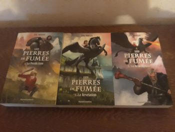 Lot livre : Les pierres de fumée de Éric Boisset