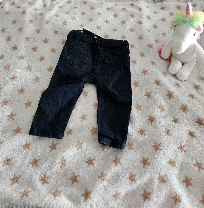 Pantalon fille 12 mois - photo numéro 3