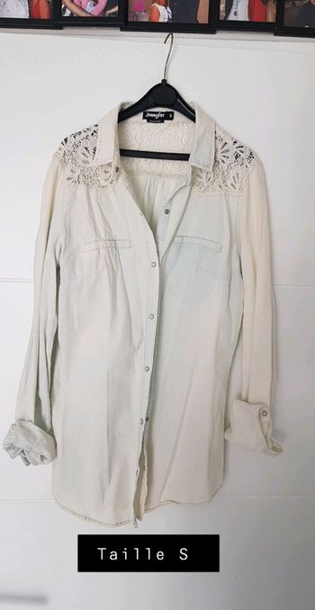 Chemise en jean/dentelle  taille S