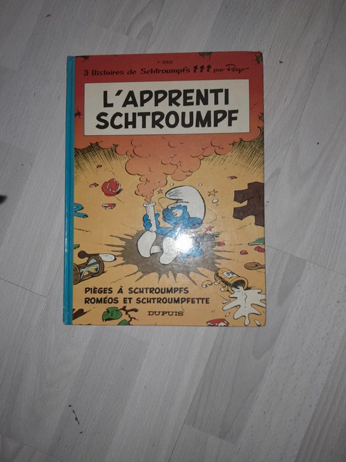 Magnifique BD ancienne schtroumpf 1977