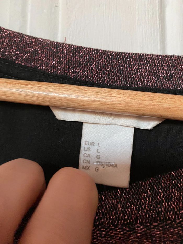 Pull H&M paillettes - photo numéro 3