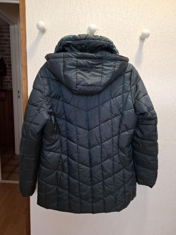 Belle doudoune mi-longue femme C&A matelassée à capuche amovible 46 vert foncé neuve - photo numéro 4