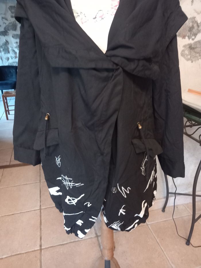 Veste avec capuche - photo numéro 2