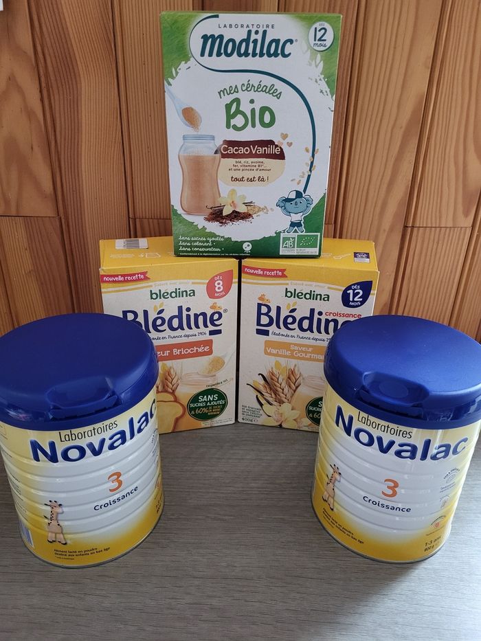 2 boîtes de lait novalac 3 croissance