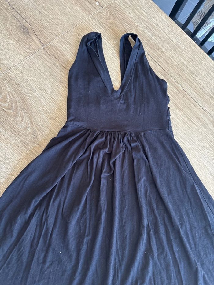Robe noire - photo numéro 4