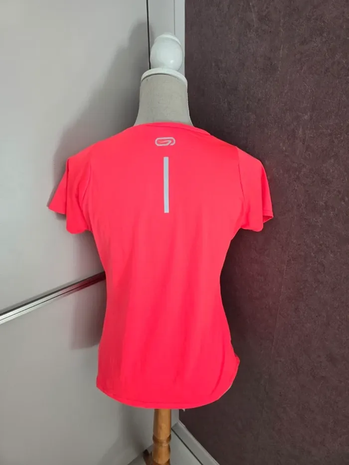 Tee-shirt Kalenji taille 38 neuf - photo numéro 2