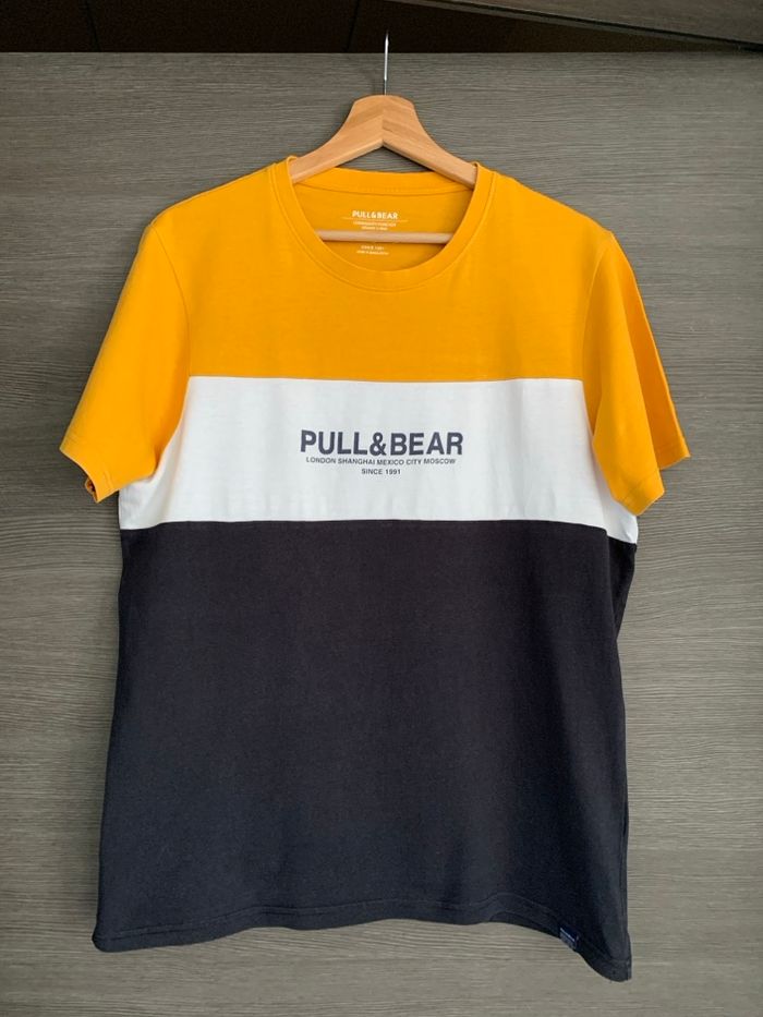 Tee-shirt Pull & Bear taille XS - photo numéro 1