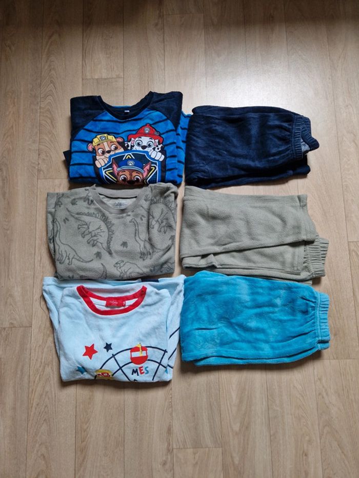 Lot 3 pyjamas chauds 5 ans