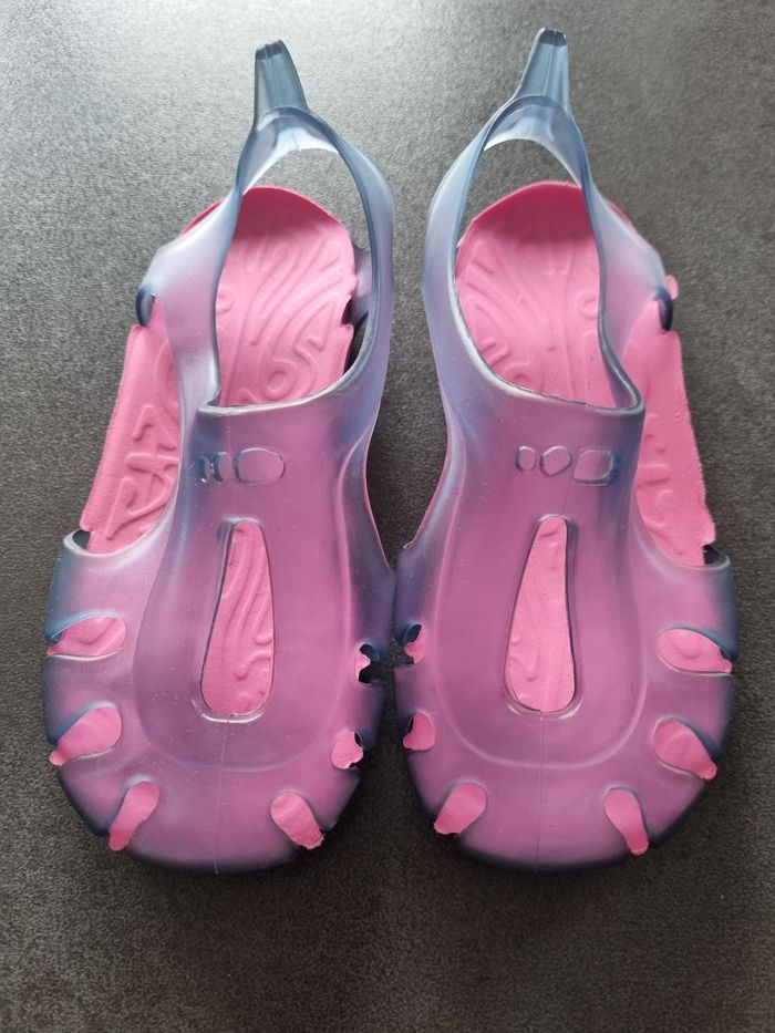 Chaussures d'eau Décathlon 26