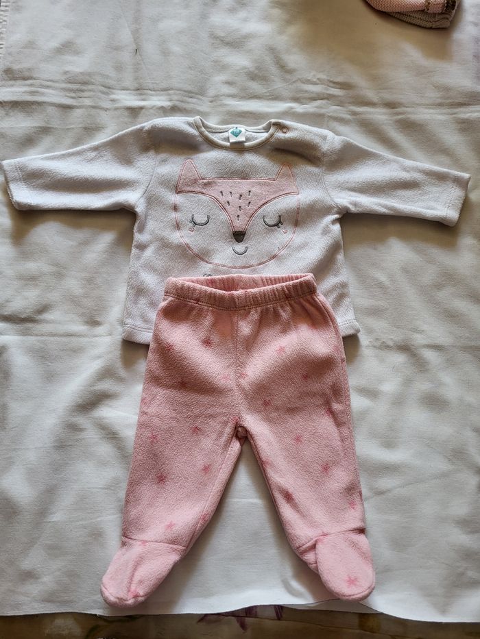 Gros lot de 39 pièces bébé fille de 1 à 12 mois - photo numéro 2