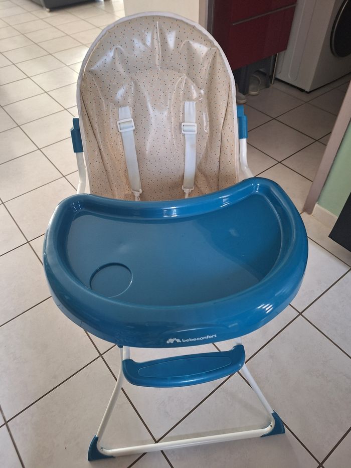Chaise haute bébé confort - photo numéro 3