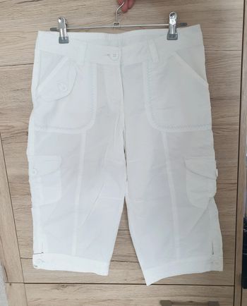 Pantacourt cargo blanc