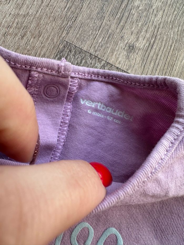 - Tee shirt Vertbaudet - 6 mois - Très bon état - photo numéro 2