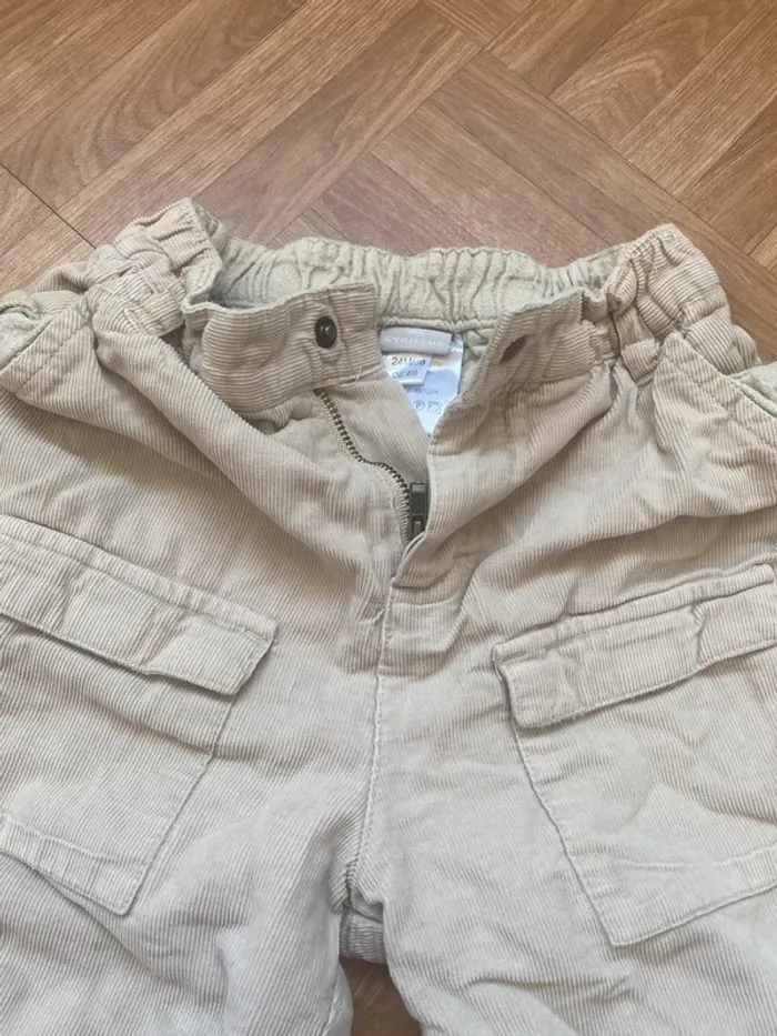 Pantalon cargo en velours côtelé beige vintage taille 24 mois Cyrillus - photo numéro 2