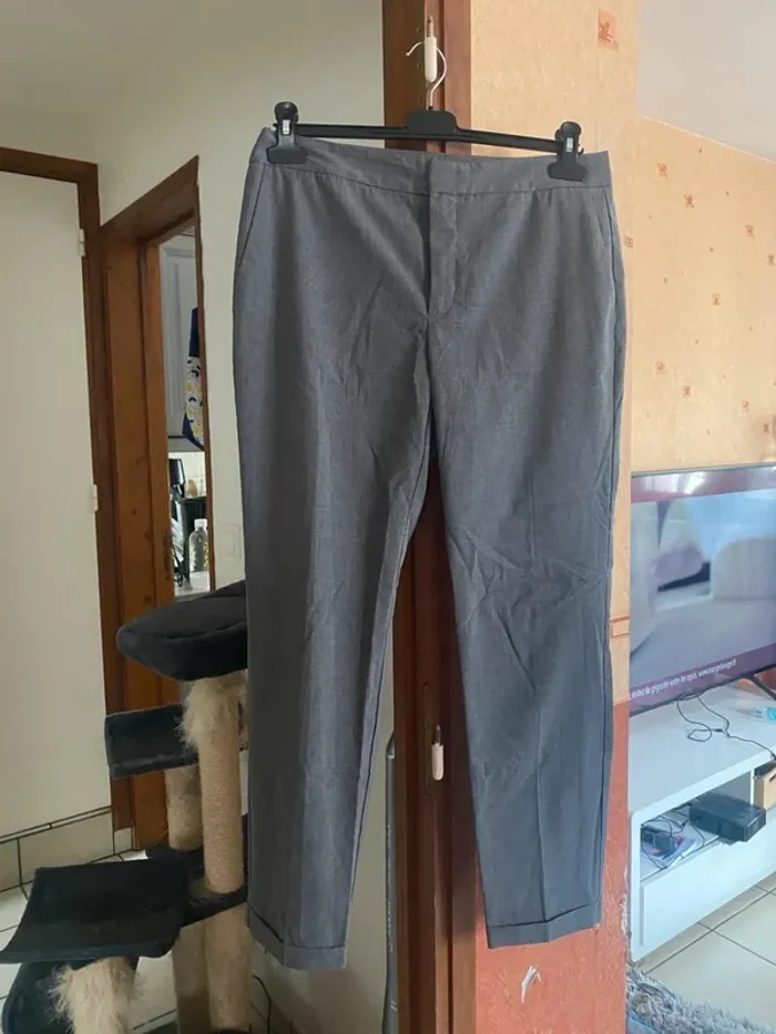👖 Élégant pantalon gris Zara femme - Taille 38 - photo numéro 2