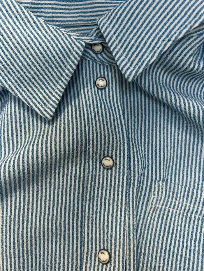 Chemise - photo numéro 2