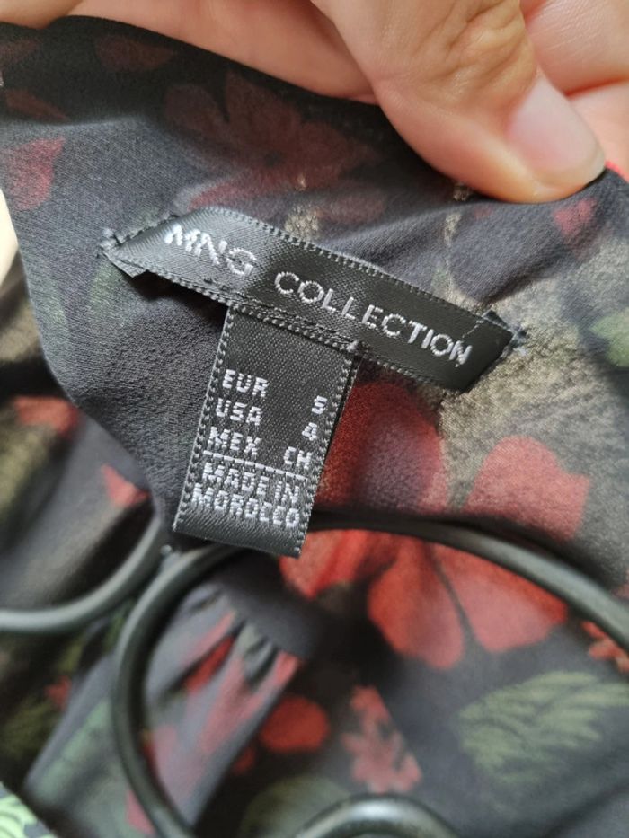 Robe légère noire, rouge orangée, rose et verte - photo numéro 2