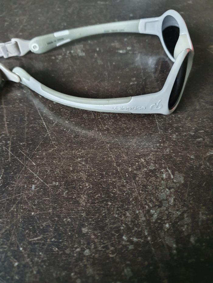Lunettes de soleil - photo numéro 3