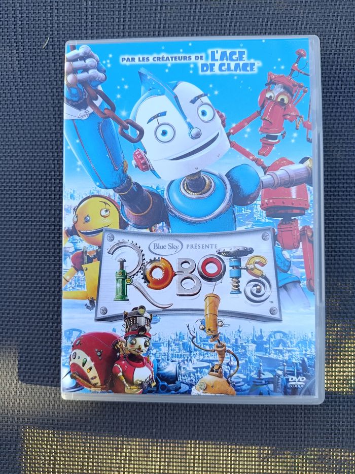 Dvd robots
