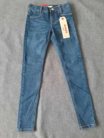Jean LEVI'S  710 Neuf Etiqueté Taille 8 Ans