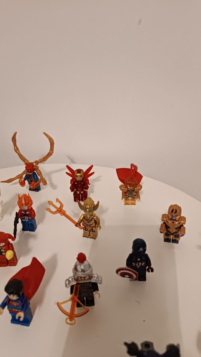 Lego figurines - photo numéro 7