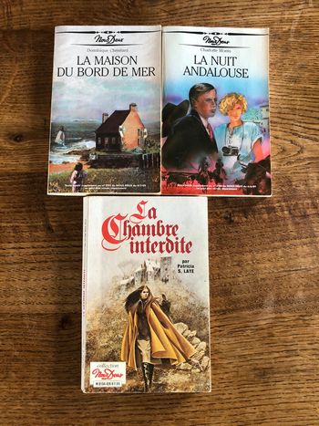 Lot de 3 livres de poche des éditions nous deux