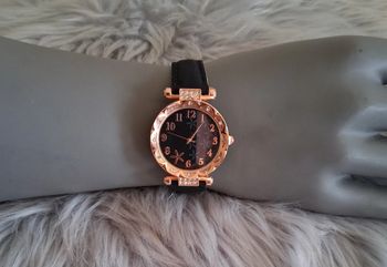 Jolie montre femme