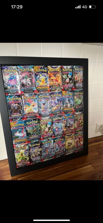 Booster Pokémon encadrer résine