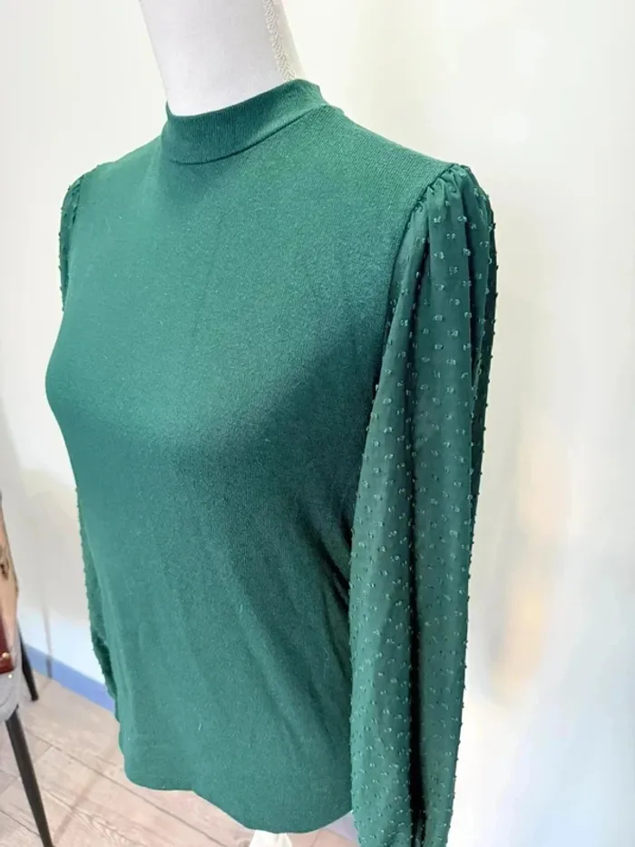 Pull vert stradivarius taille M - photo numéro 2