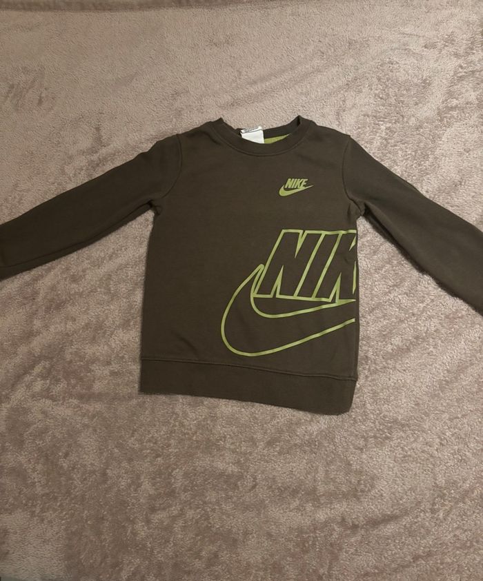 Ensemble NIKE kaki - photo numéro 2