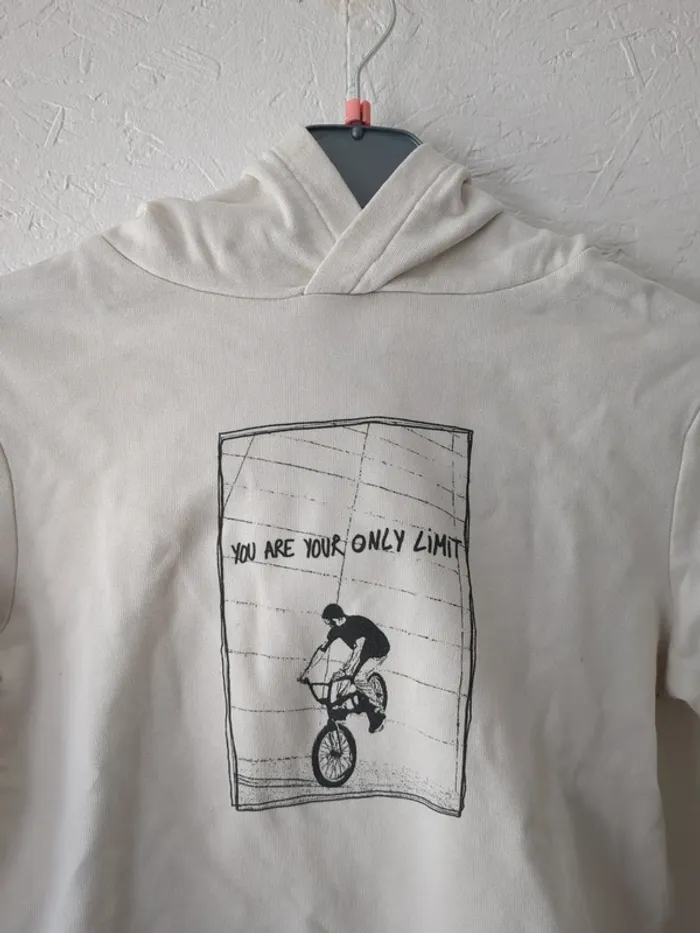 Sweat-shirt blanc avec dessin G/F - photo numéro 3