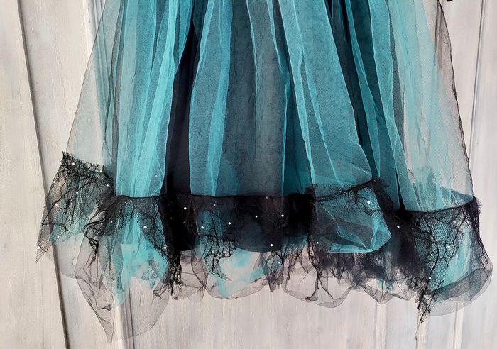 Robe sorcière sequins tulle - photo numéro 4