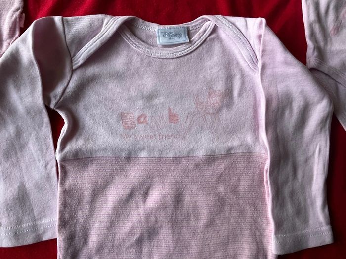 Lot de 3 bodys 18 mois - photo numéro 3