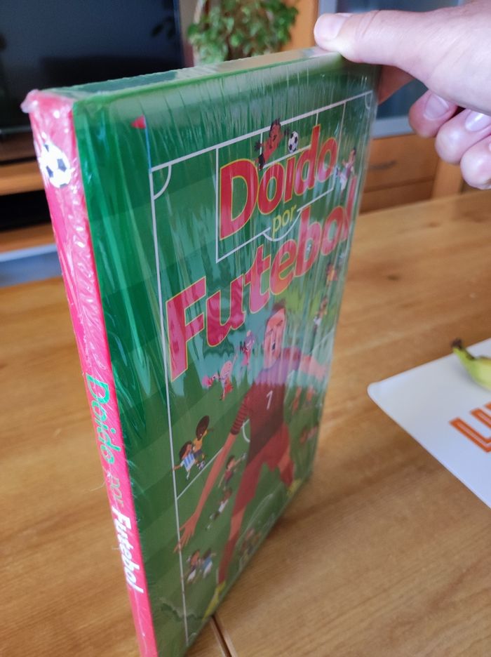 Livre portugais foot - photo numéro 1