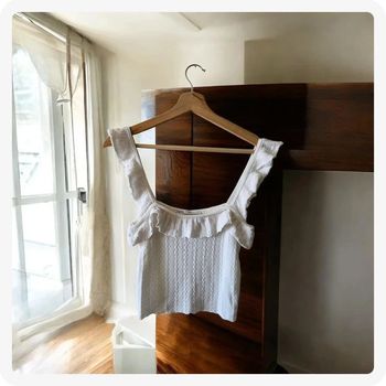 tops court Zara blanc taille M