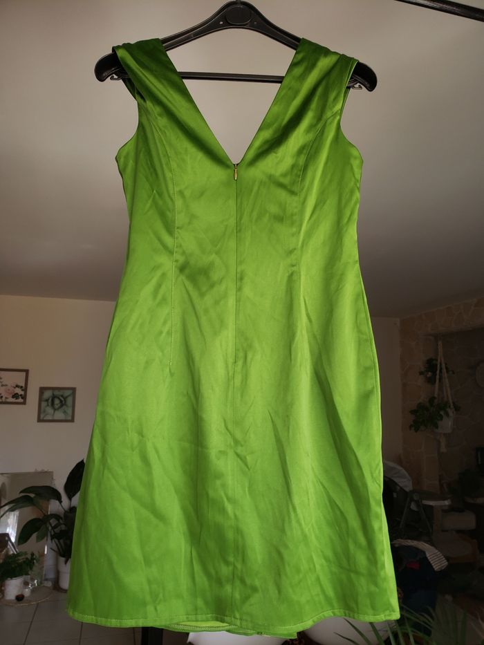 Robe verte - photo numéro 2
