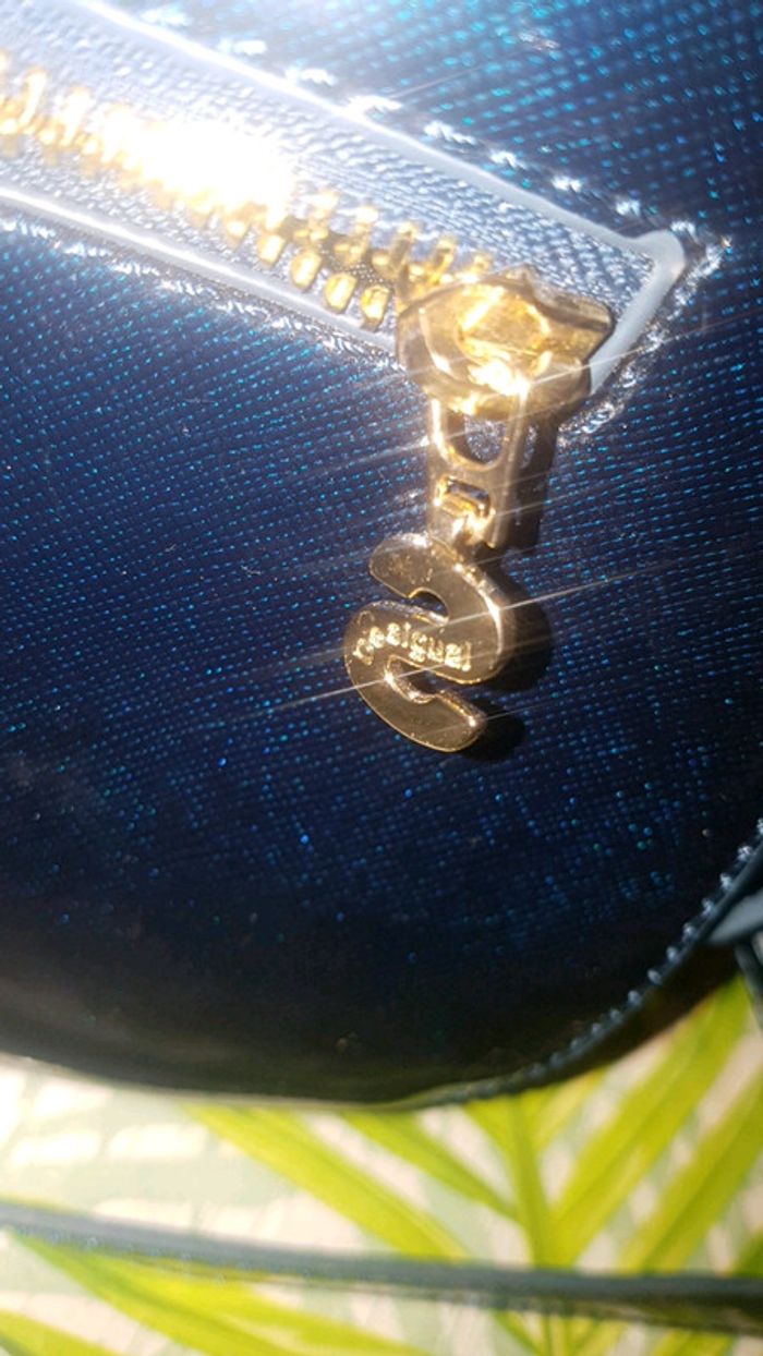 sac a main bleu desigual - photo numéro 3