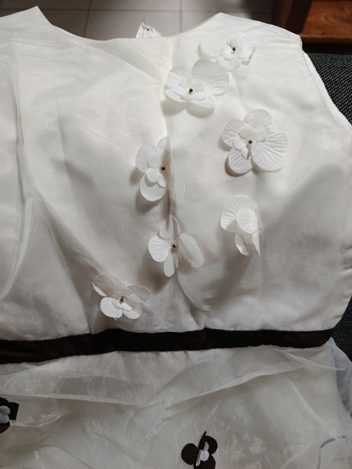 A saisir : robe de cérémonie fille , taille 12 ans ! - photo numéro 2