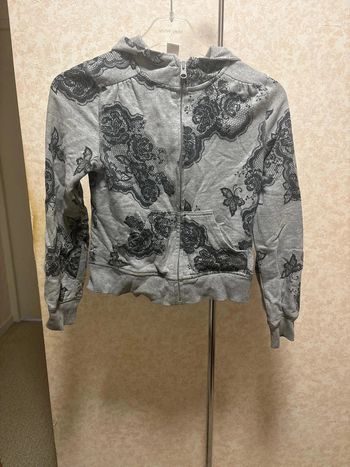 Veste fleurie taille 11/12ans marque h&m young