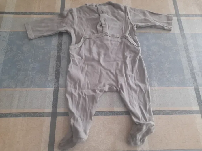 Lot de pyjamas - photo numéro 4