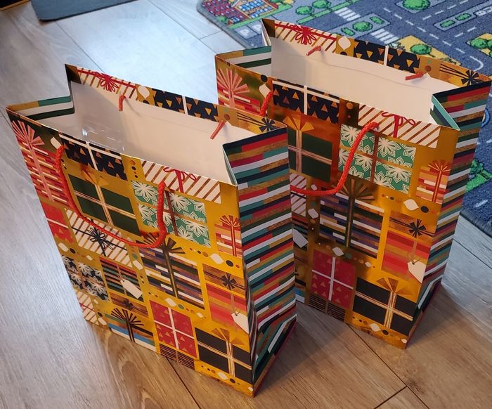 4 sacs à cadeaux - photo numéro 6
