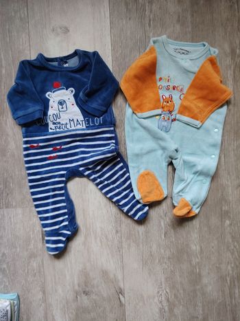 Lot pyjamas 1 mois