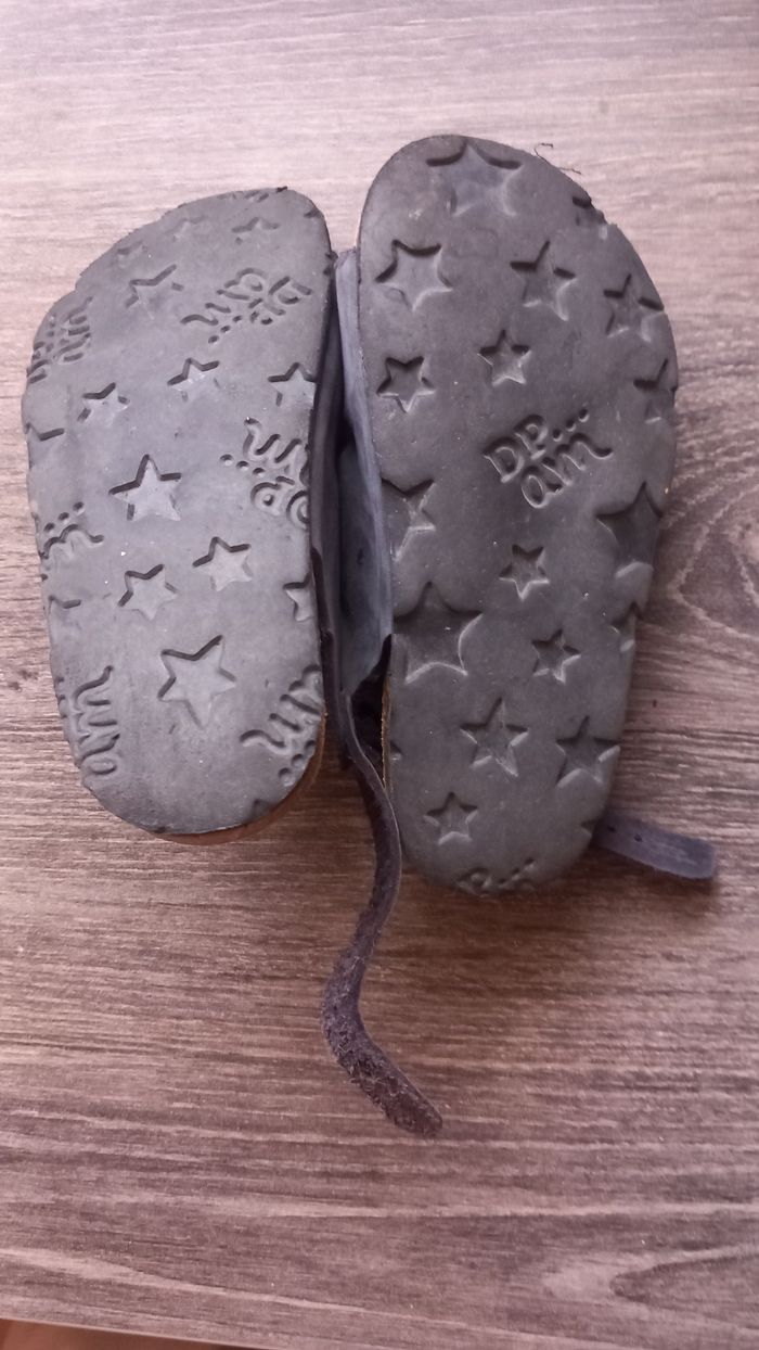 Sandale à boucles réglables - photo numéro 2