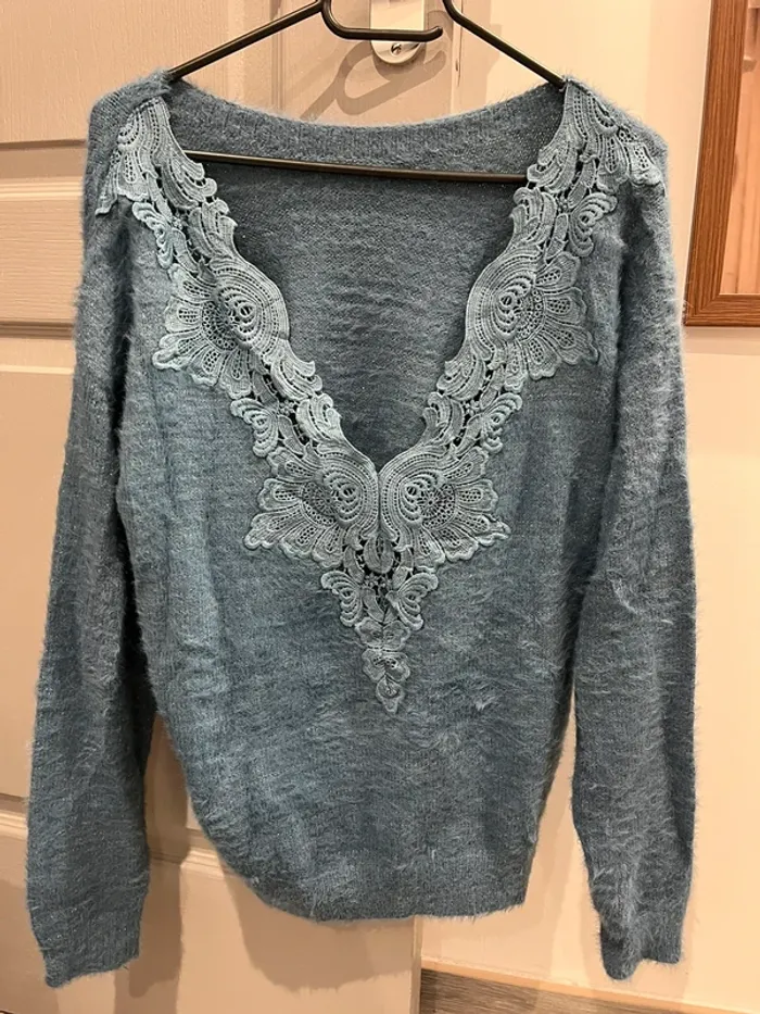 Pull dentelle dos